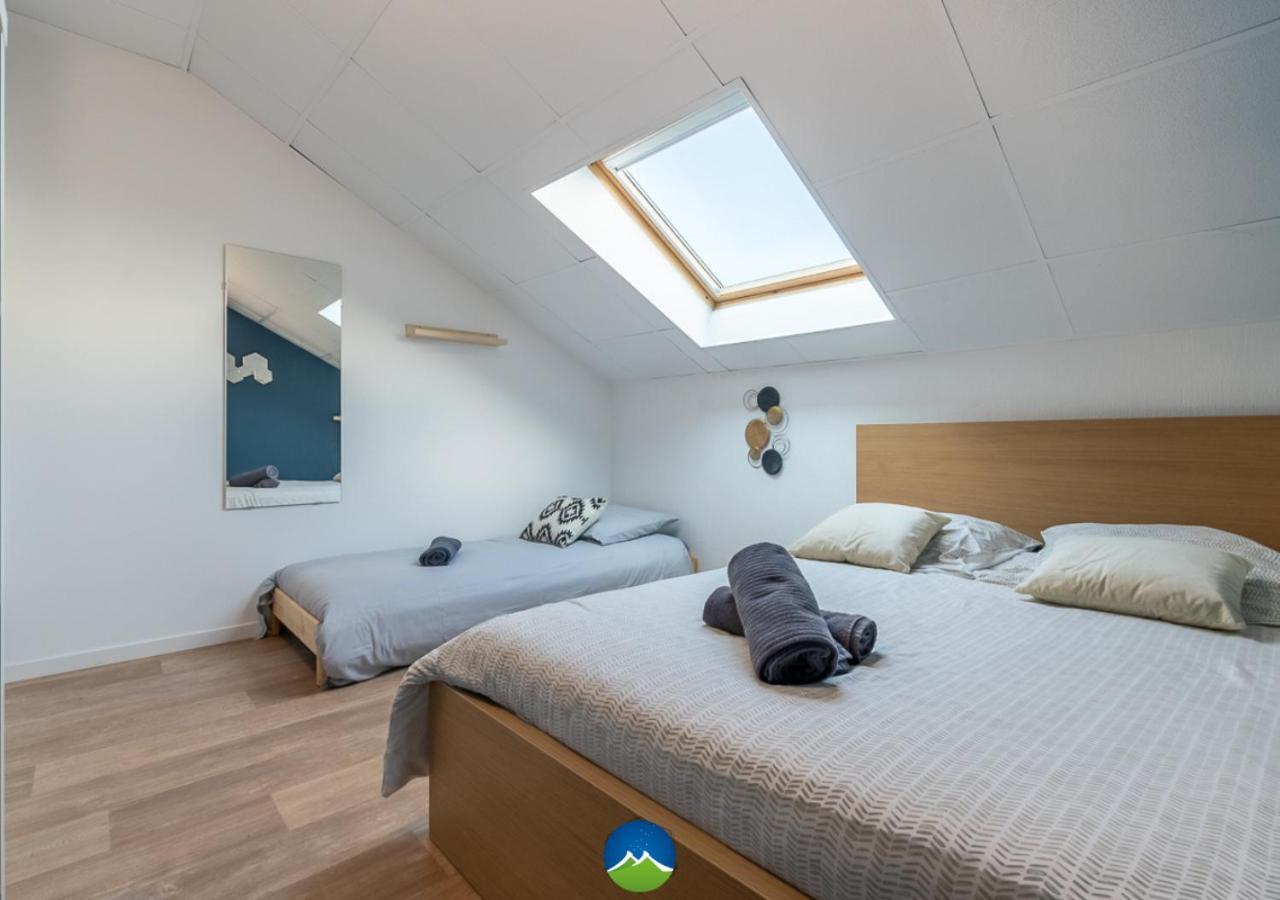 3 Appts - 3 A 7 Lits - Parfait 6 A 10 Pers - Max 26 Pers - 1 Immeuble - Convivialite, Rentabilite ------ English - 3 Apts - 3 To 7 Beds - Ideal For 6 To 10 Guests - Up To 26 - Same Building - Friendly, Flexible Hettange-Grande Exterior foto