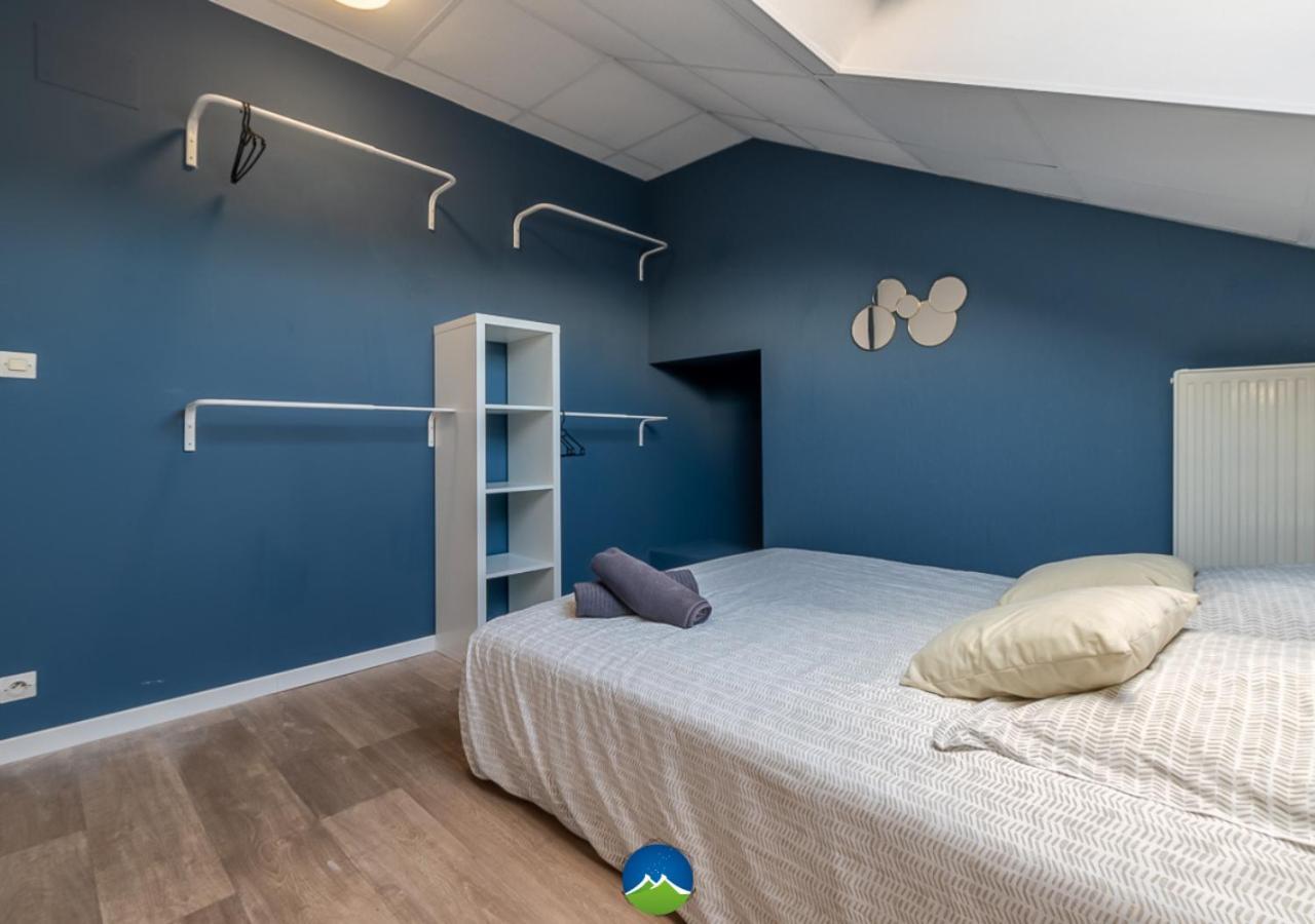 3 Appts - 3 A 7 Lits - Parfait 6 A 10 Pers - Max 26 Pers - 1 Immeuble - Convivialite, Rentabilite ------ English - 3 Apts - 3 To 7 Beds - Ideal For 6 To 10 Guests - Up To 26 - Same Building - Friendly, Flexible Hettange-Grande Exterior foto